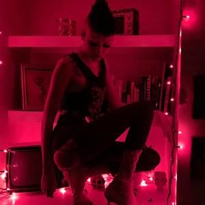 Meet your Posher, Jade